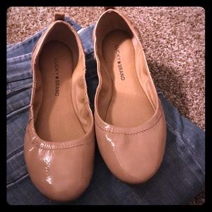 {Lucky Brand} slip-on flats